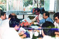 780501a1.jpg (18789 bytes)