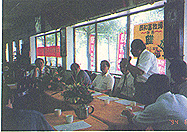 8306-4g.jpg (36064 bytes)