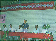 8308-1a.jpg (18869 bytes)