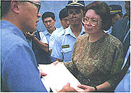 8309-5f.jpg (19164 bytes)