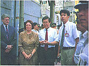 8309-5i.jpg (20131 bytes)